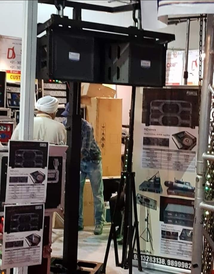 Line Array Stand Setup